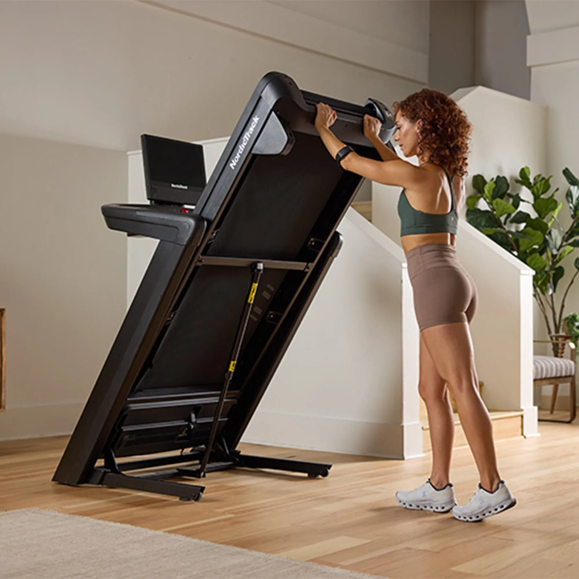 NordicTrack 1750 Treadmill - Image 3