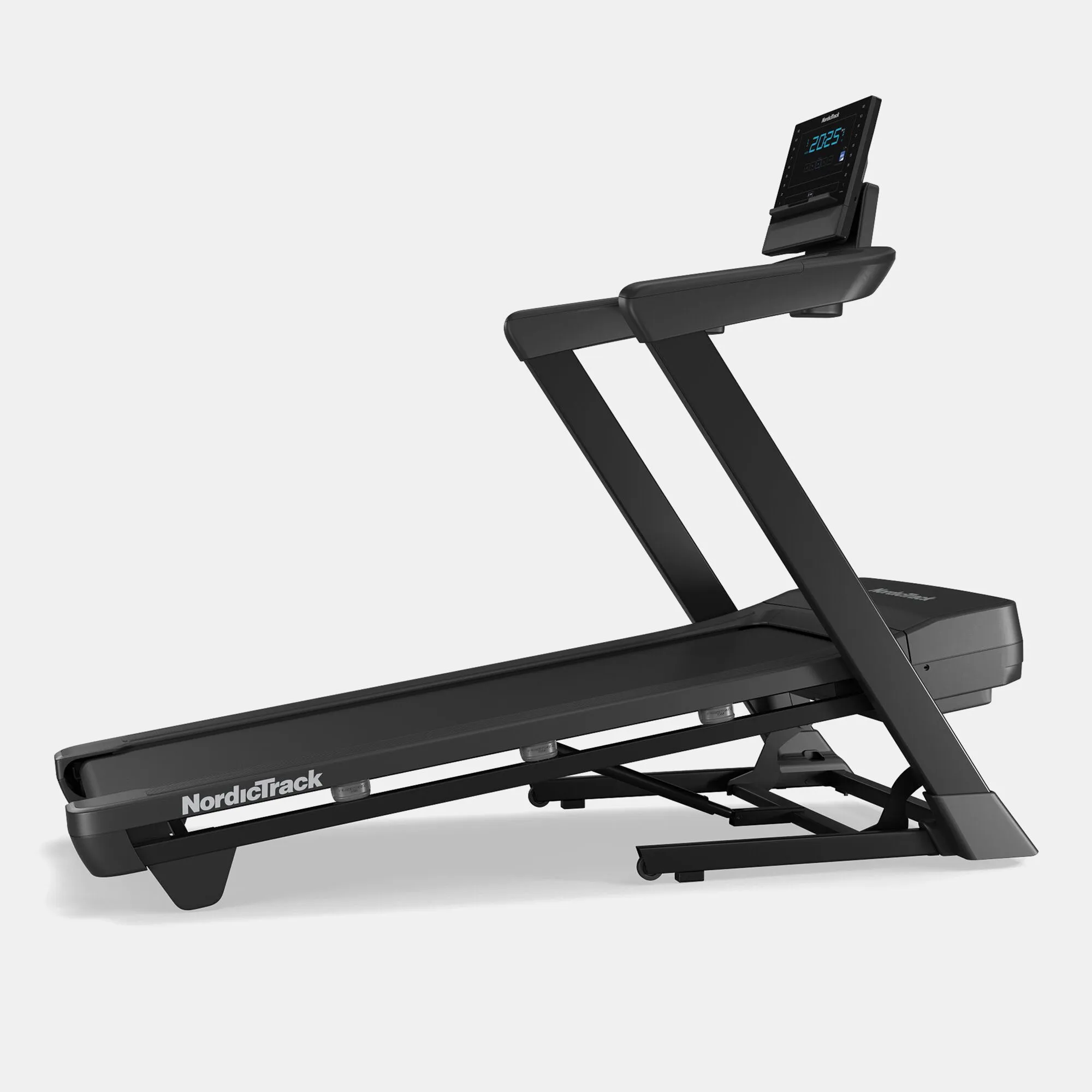 NordicTrack T Series 8 Treadmill - Image 2